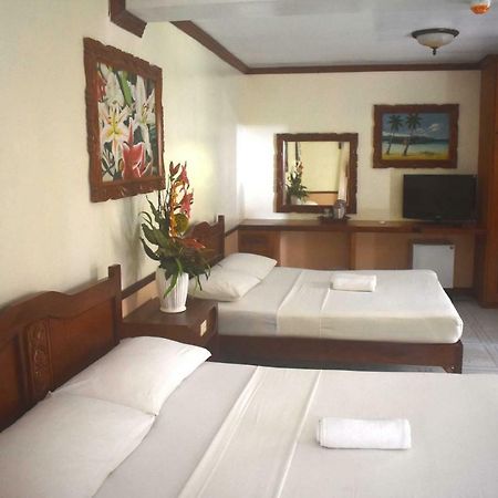 Tonglen Beach Resort Balabag  外观 照片