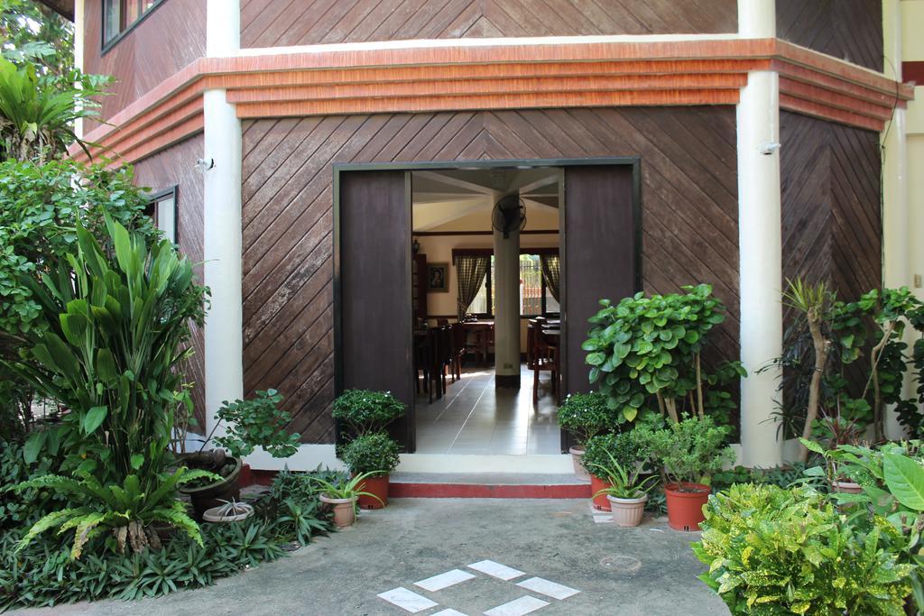 Tonglen Beach Resort Balabag  外观 照片
