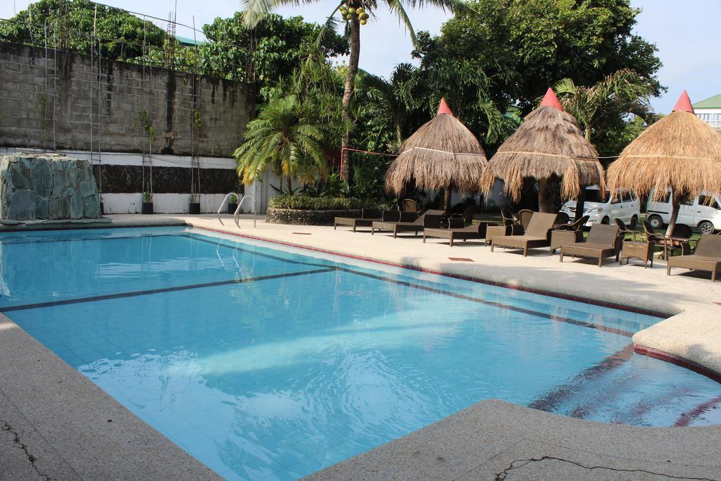 Tonglen Beach Resort Balabag  外观 照片