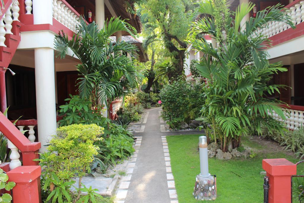 Tonglen Beach Resort Balabag  外观 照片