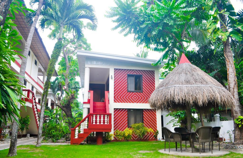 Tonglen Beach Resort Balabag  外观 照片