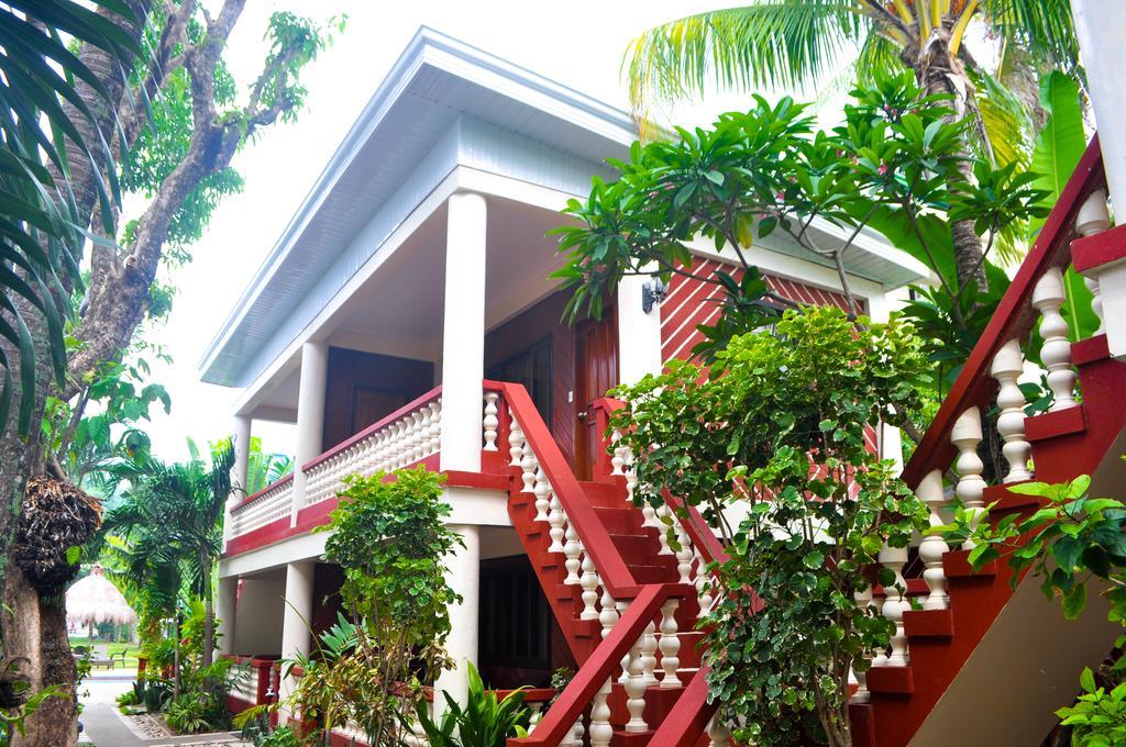 Tonglen Beach Resort Balabag  外观 照片