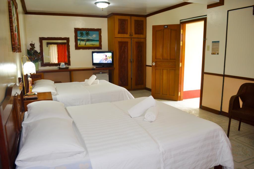 Tonglen Beach Resort Balabag  外观 照片
