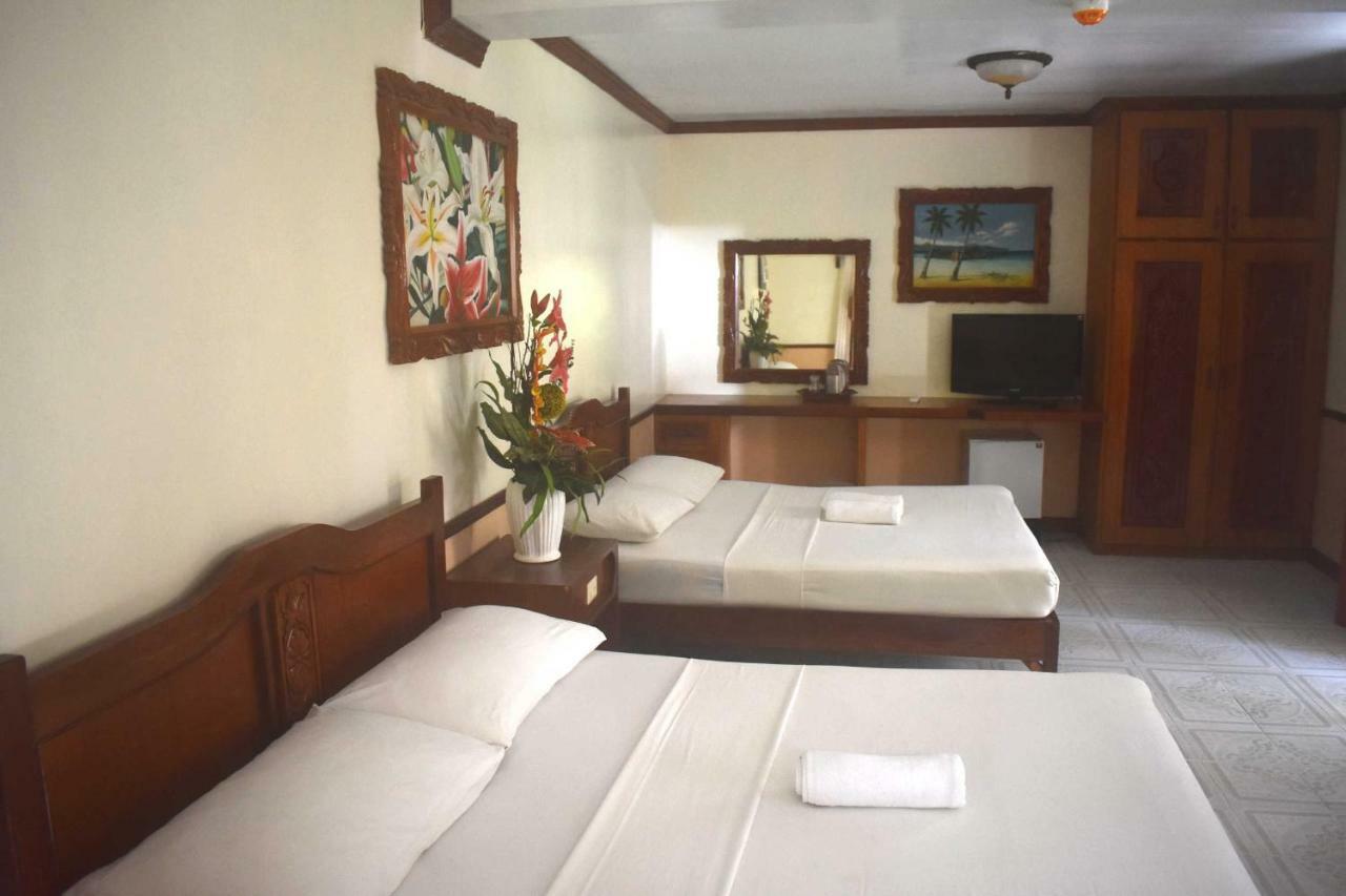 Tonglen Beach Resort Balabag  外观 照片